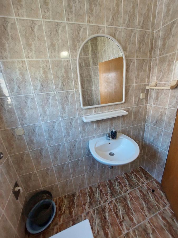Apartmani Korljan Gradac (Split-Dalmatia) Exterior foto