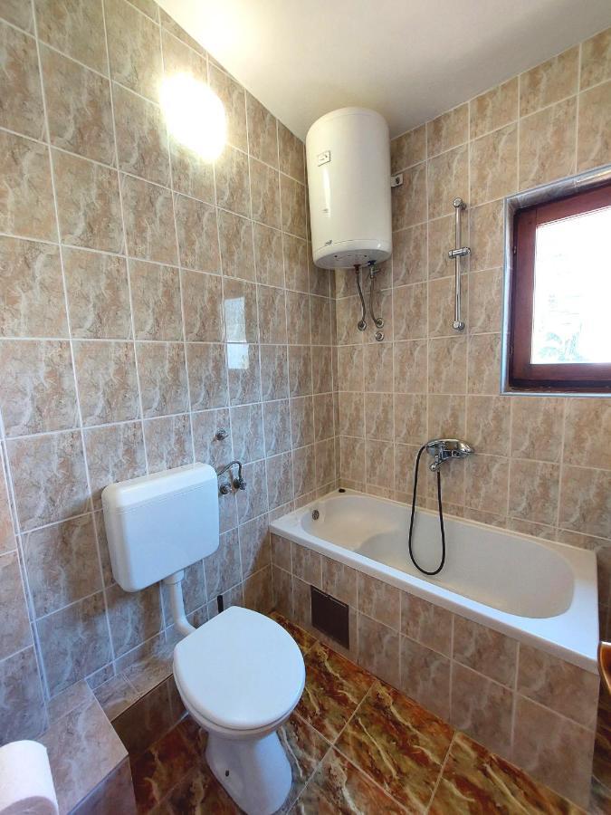 Apartmani Korljan Gradac (Split-Dalmatia) Exterior foto